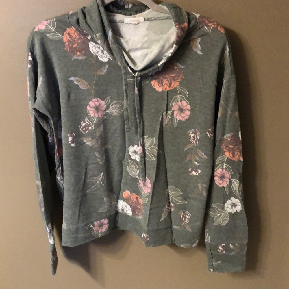 Maurice’s Size M Cowl Neck sweater